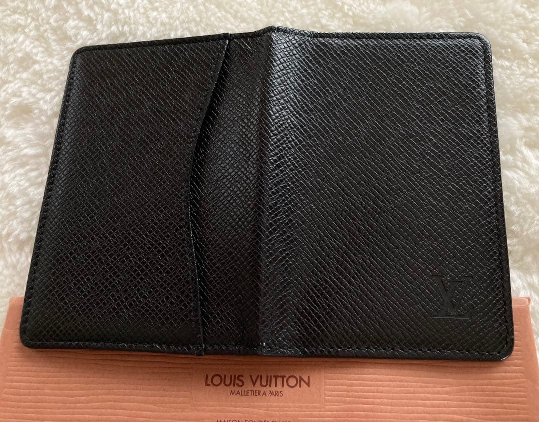 Louis Vuitton タイガライン　ブラック 名刺入れ　おまけ紙袋付き