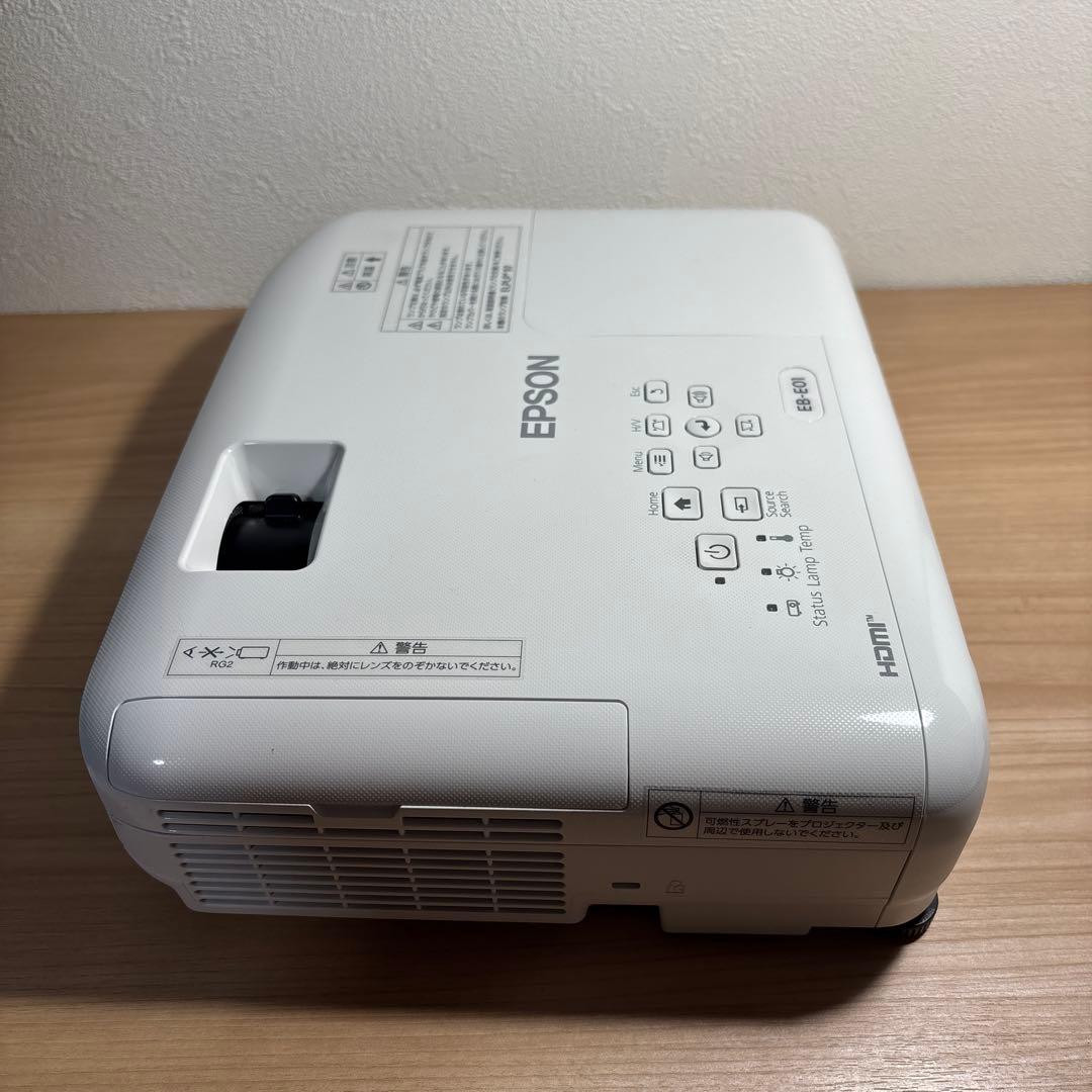 EPSON プロジェクター EB-E01