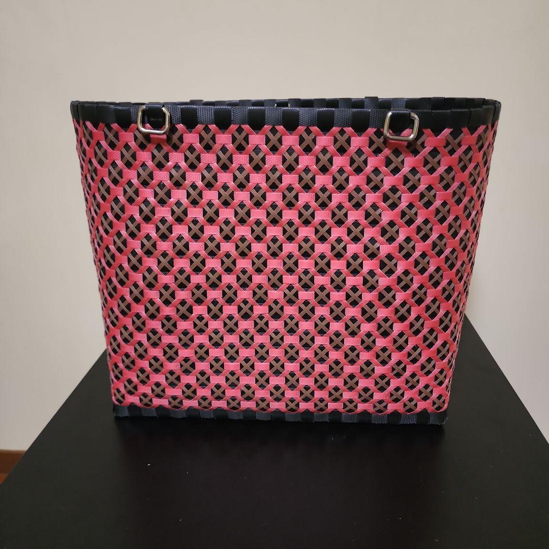 プラカゴバッグ