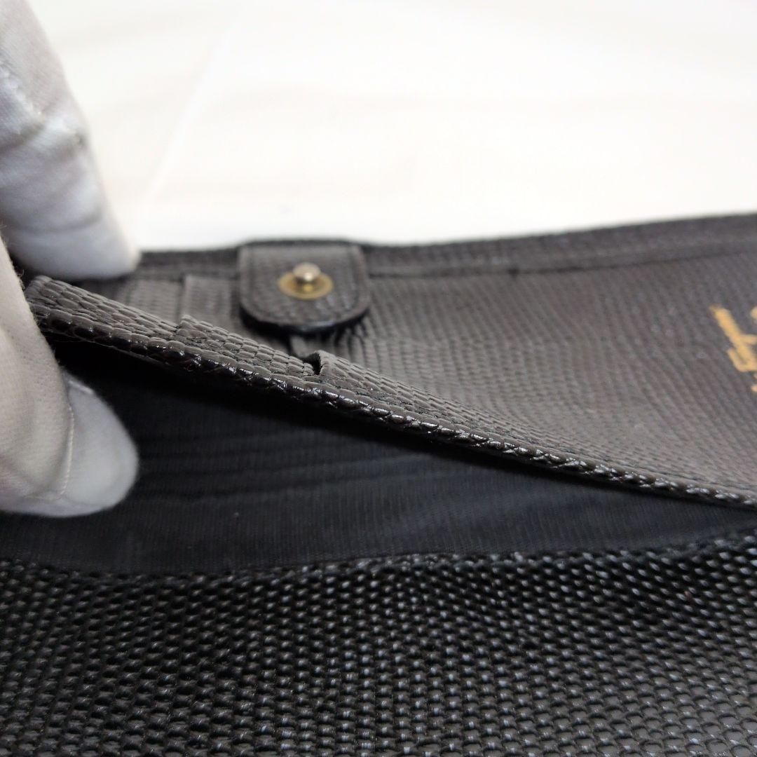 しろくまさん✿サルバトーレフェラガモカーフ型押し ヴァラ長財布美品✿