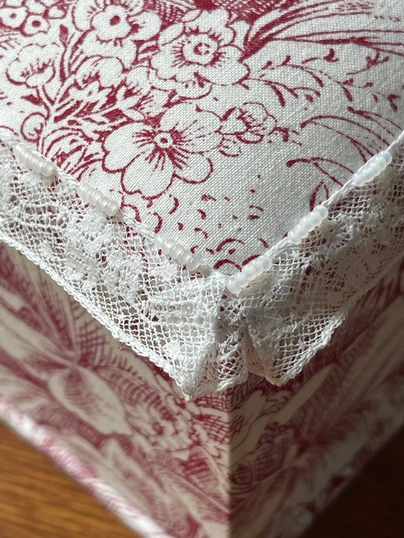 カルトナージュボックス　レアなアンティーク生地