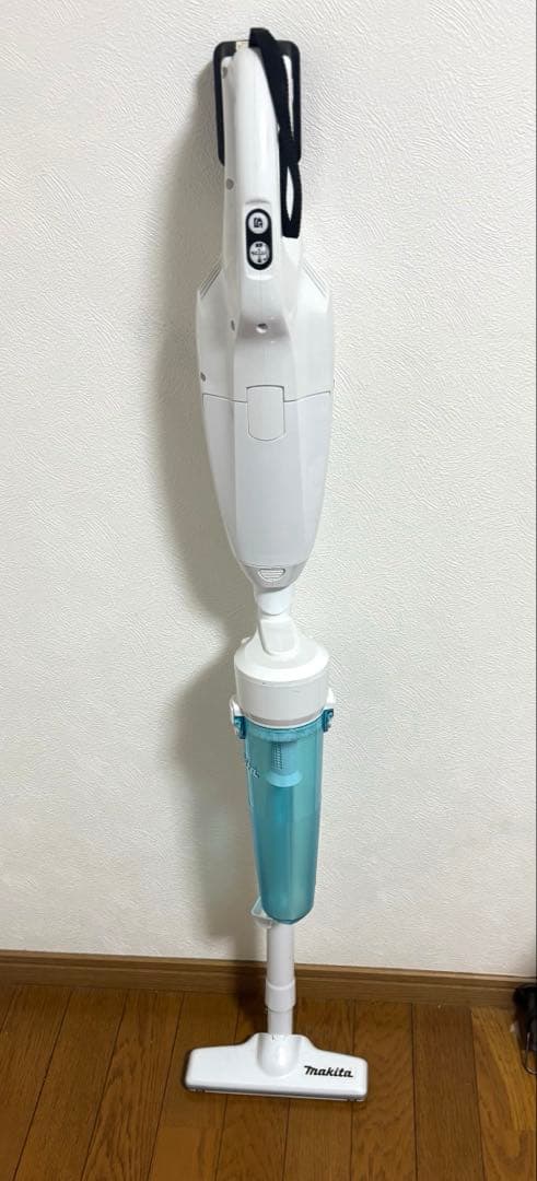 マキタ Makita コードレス掃除機 充電式 ホワイト 動作確認済み
