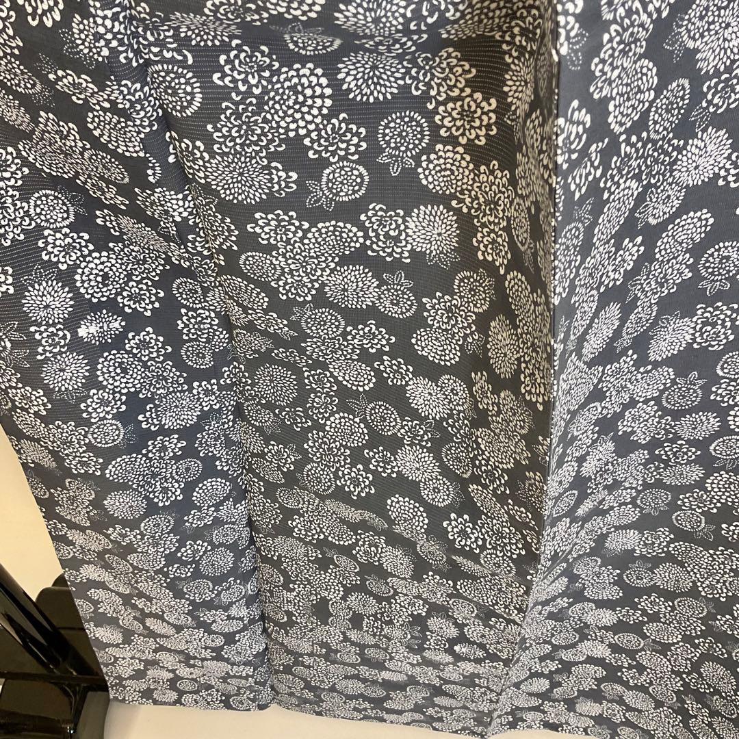 新品　綿絽　小粋な菊の小紋　Sサイズ細身の方にお勧め