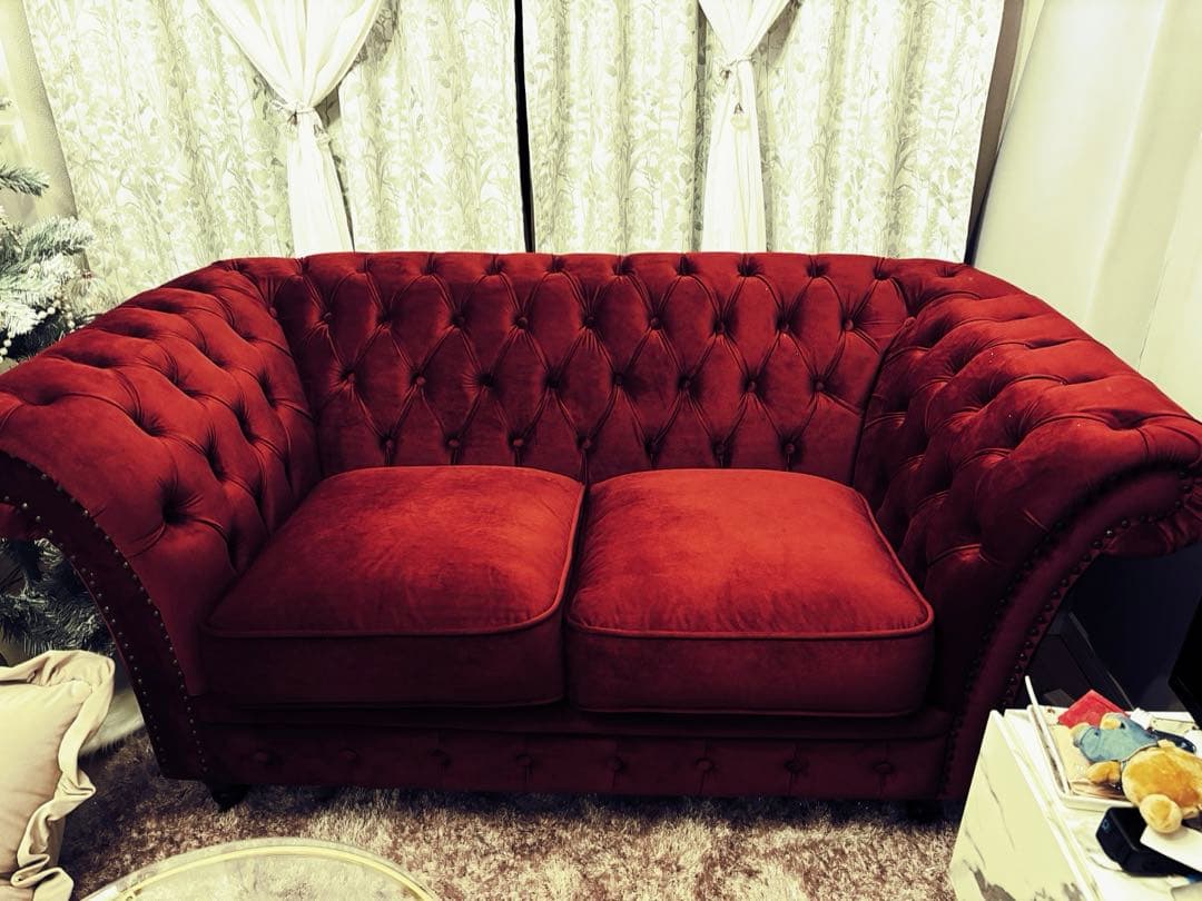 t*o様 レッドベルベットソファ　ANNA SUIやFrancfrancなど好き