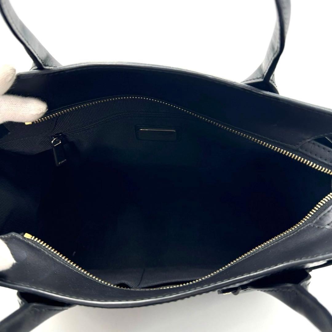 新品 フルラ Lucky ビジネスバッグ 2way レザー ロゴ金具 ブラック