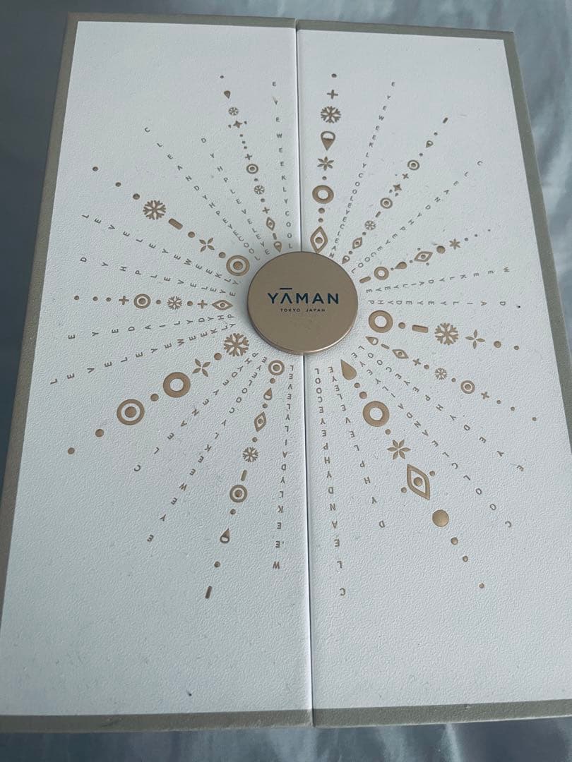 美品/新品ヤーマン美顔器フォトプラスシャイニーBeautyBox