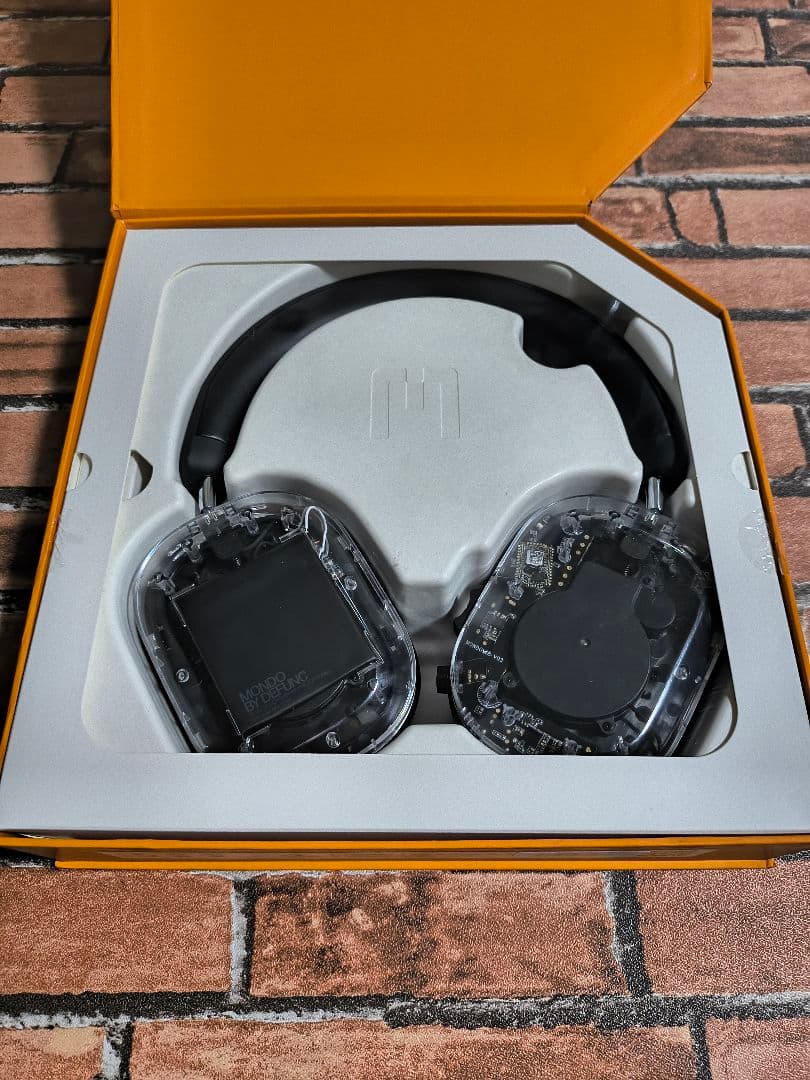 MONDO BY DEFUNC オーバーイヤーヘッドホン