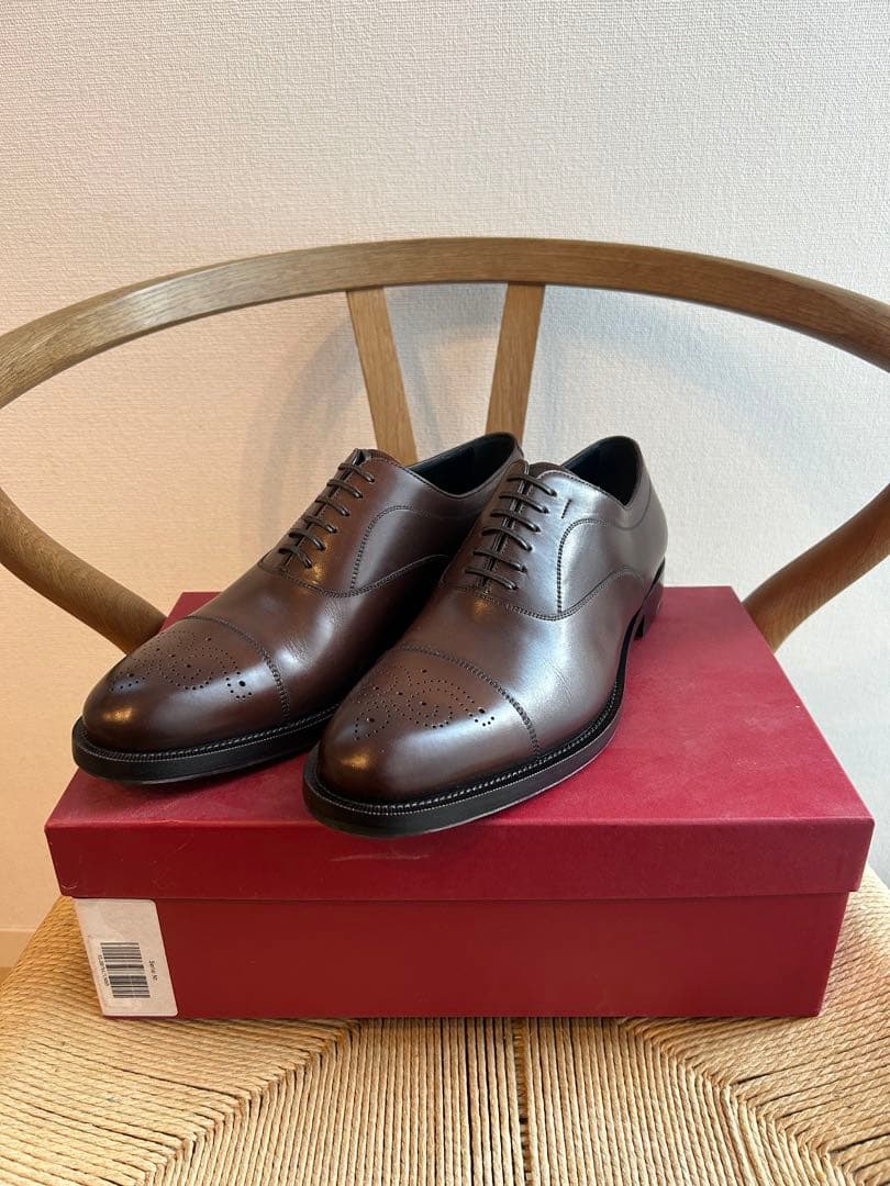【再値下　直営店購入　未使用】Ferragamo Goyaドレスシューズ
