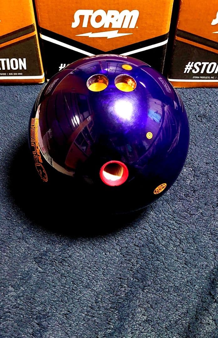 クルーズブラックベリー ボウリング ボール ストーム 凌ぐ