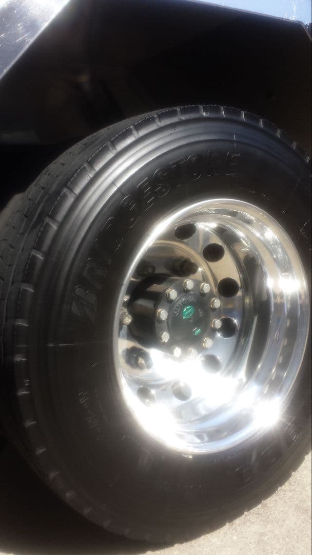 【ブラックラスター】530×4 タイヤワックス　艶　光沢　撥水　タイヤ　トラック