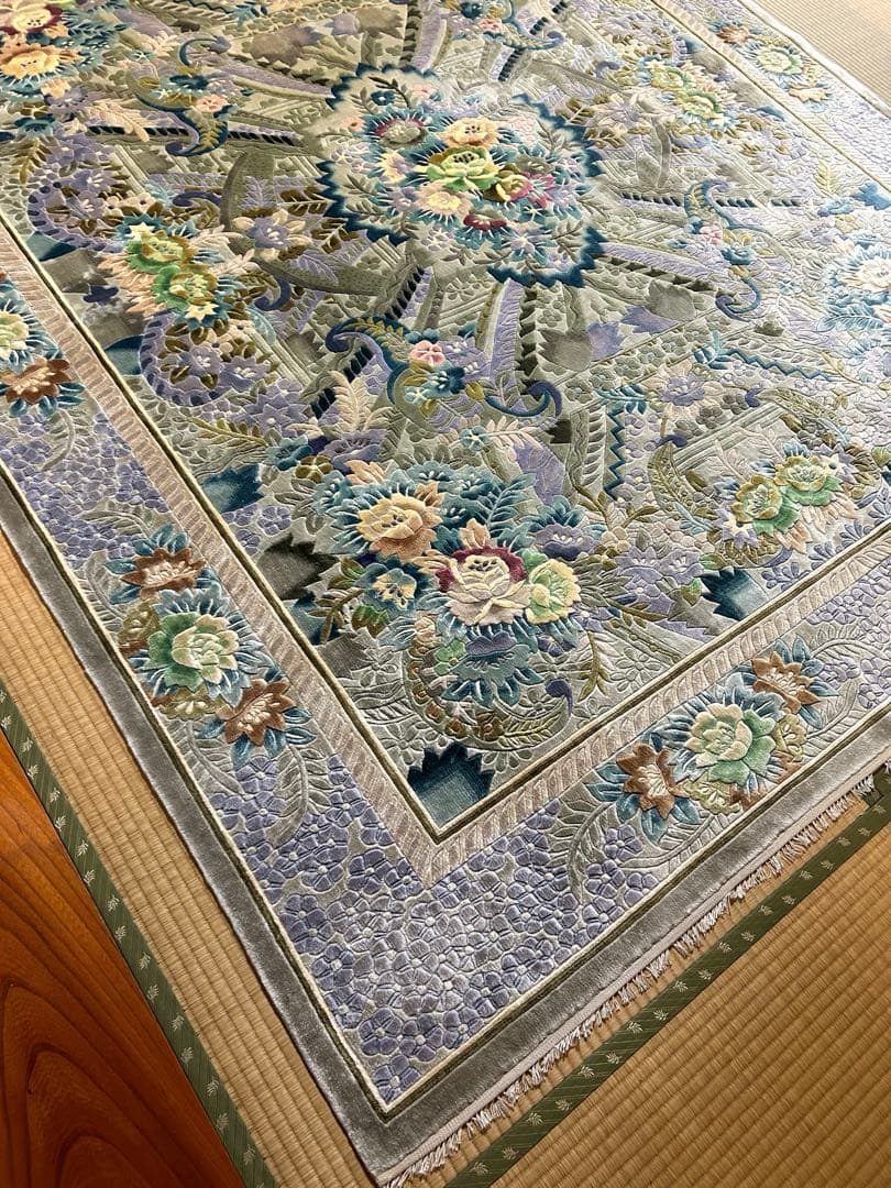 【シルク段通】 大判 カーペット ラグ 花柄