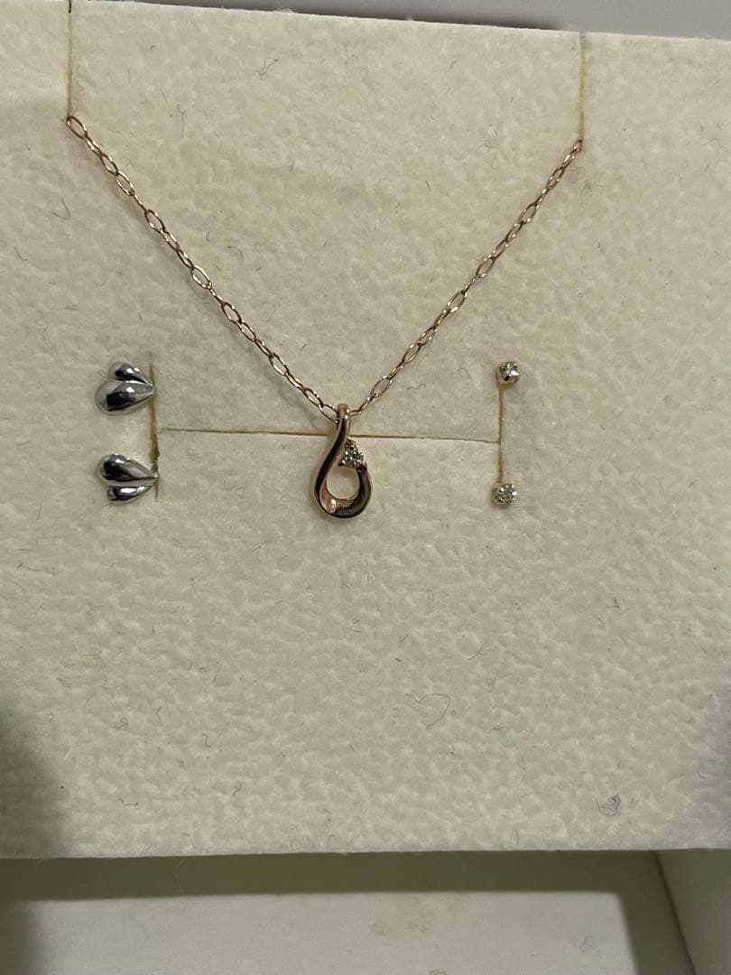 お得エステール K10YGダイヤモンドネックレス ピアス3点セット