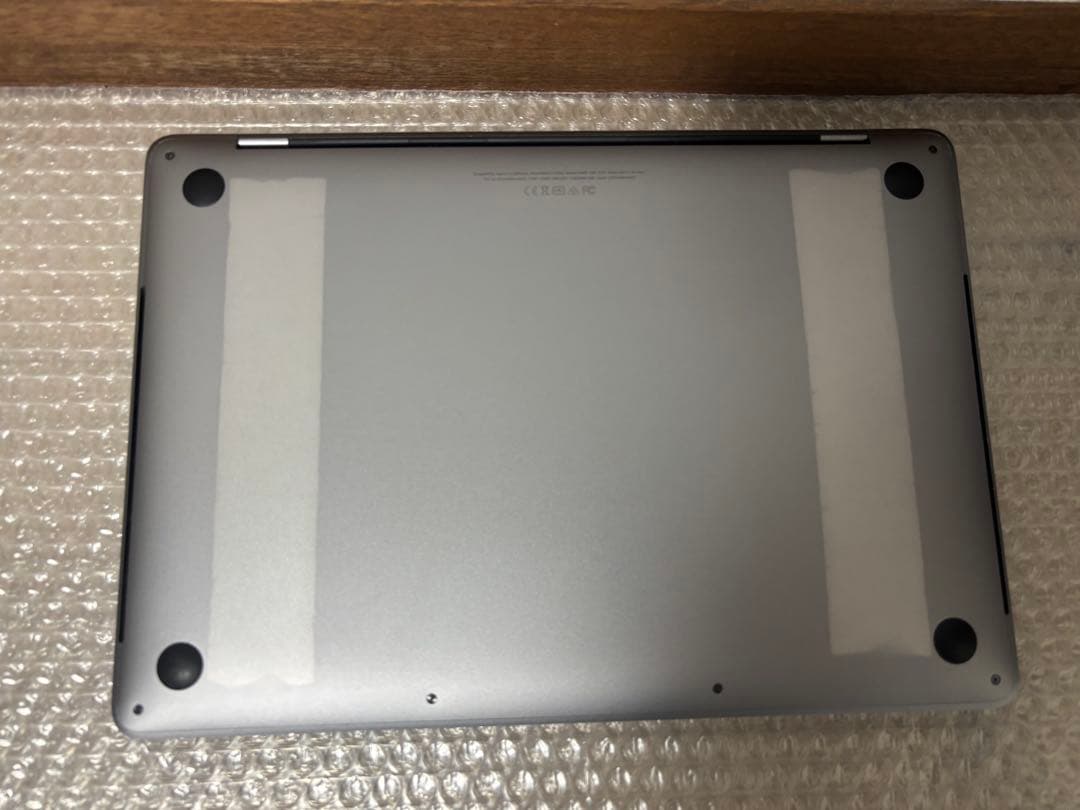 MacBook Pro 13インチ　A1989 256GB Retina