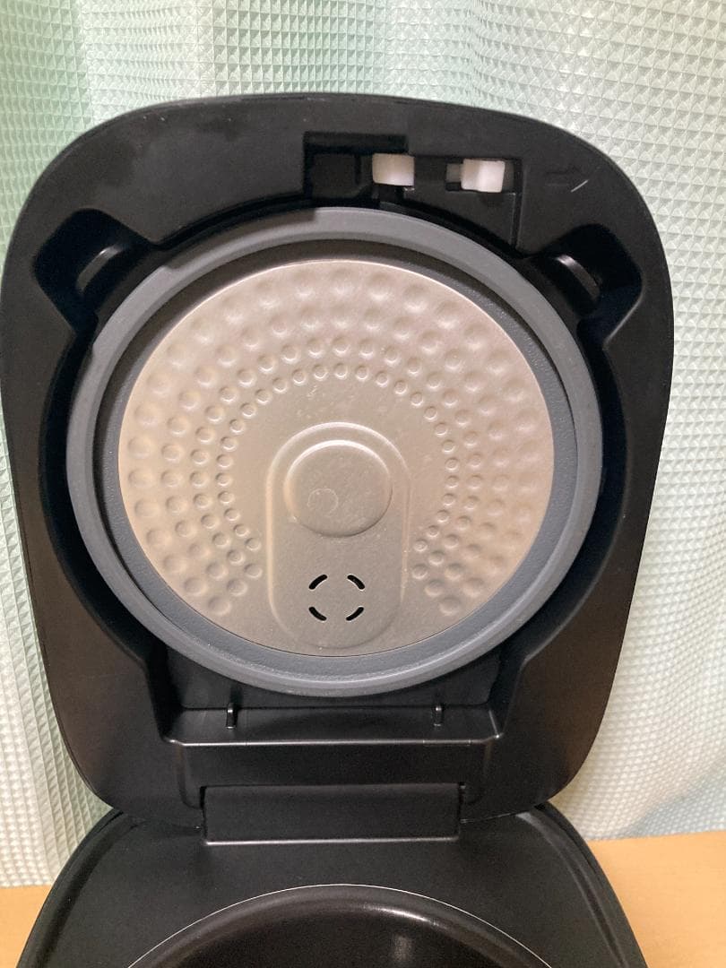 ★★美品★2023年製 TOSHIBA IHジャー 炊飯器 RC-5XT