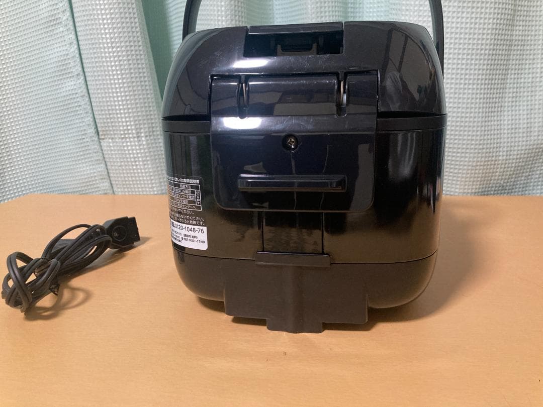 ★★美品★2023年製 TOSHIBA IHジャー 炊飯器 RC-5XT