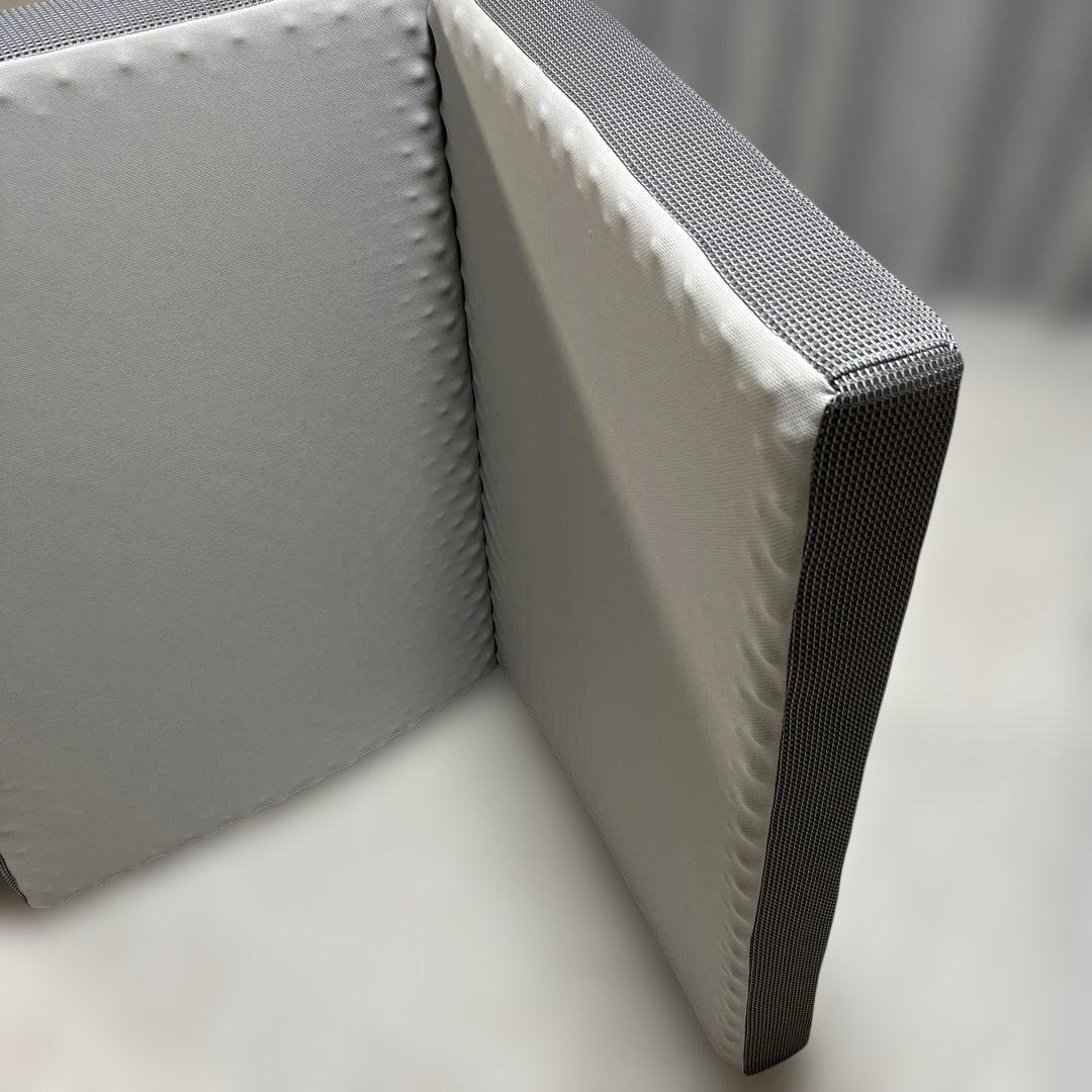 ［SUYARA］マットレス3つ折り（97×200×9　シルバー）