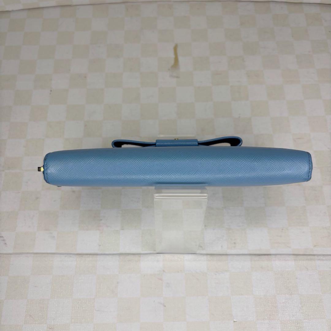 極美品　PRADA プラダ　長財布　ラウンドファスナー　M05