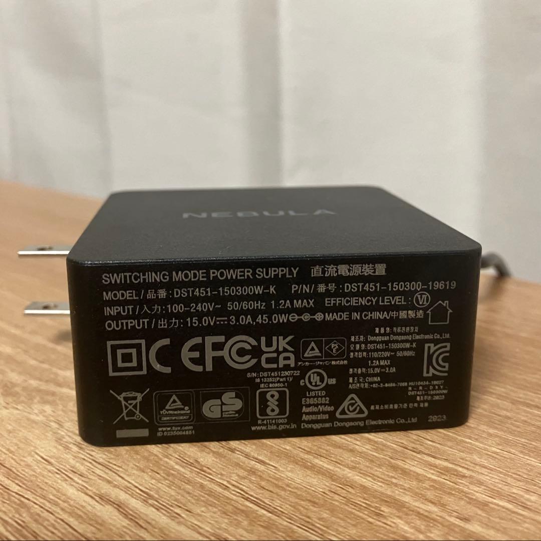 Nebula Apollo プロジェクター　Anker BLACK