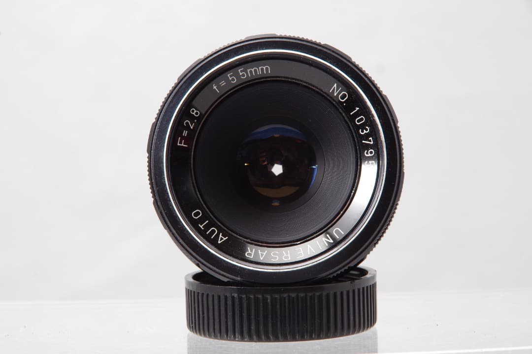 超希少 送料無料 限定１個 ユニバーサル オート 55mm F2.8 レンズ