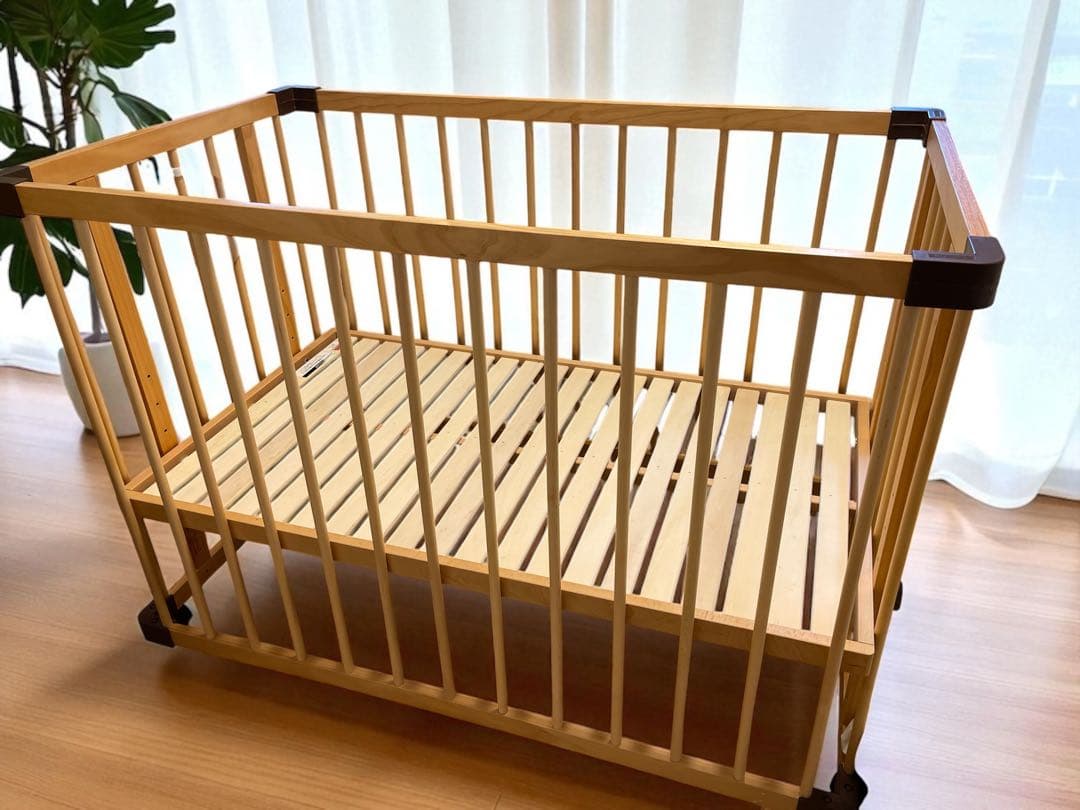 ファルスカ ベッドサイドベッド03 キャスター付き