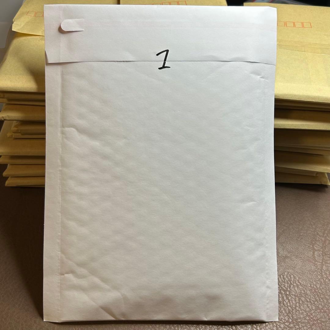 1限定商品　ピカチュウスリーブ4枚セット