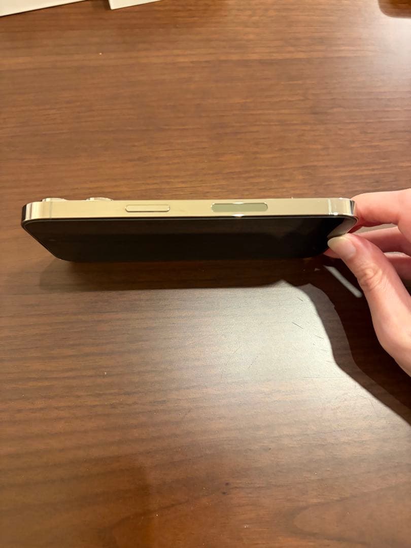 美品Apple iPhone 14 Pro ゴールド 本体　米国版