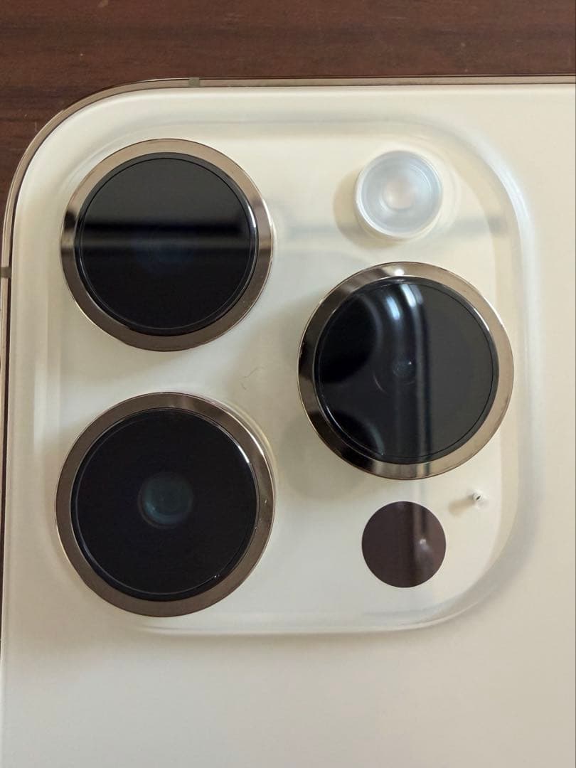 美品Apple iPhone 14 Pro ゴールド 本体　米国版