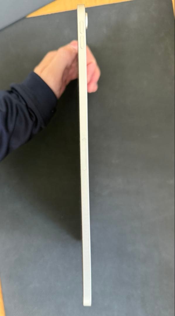 Apple iPad Air 11インチ M3 Wi-Fiモデル 4月まで保証付