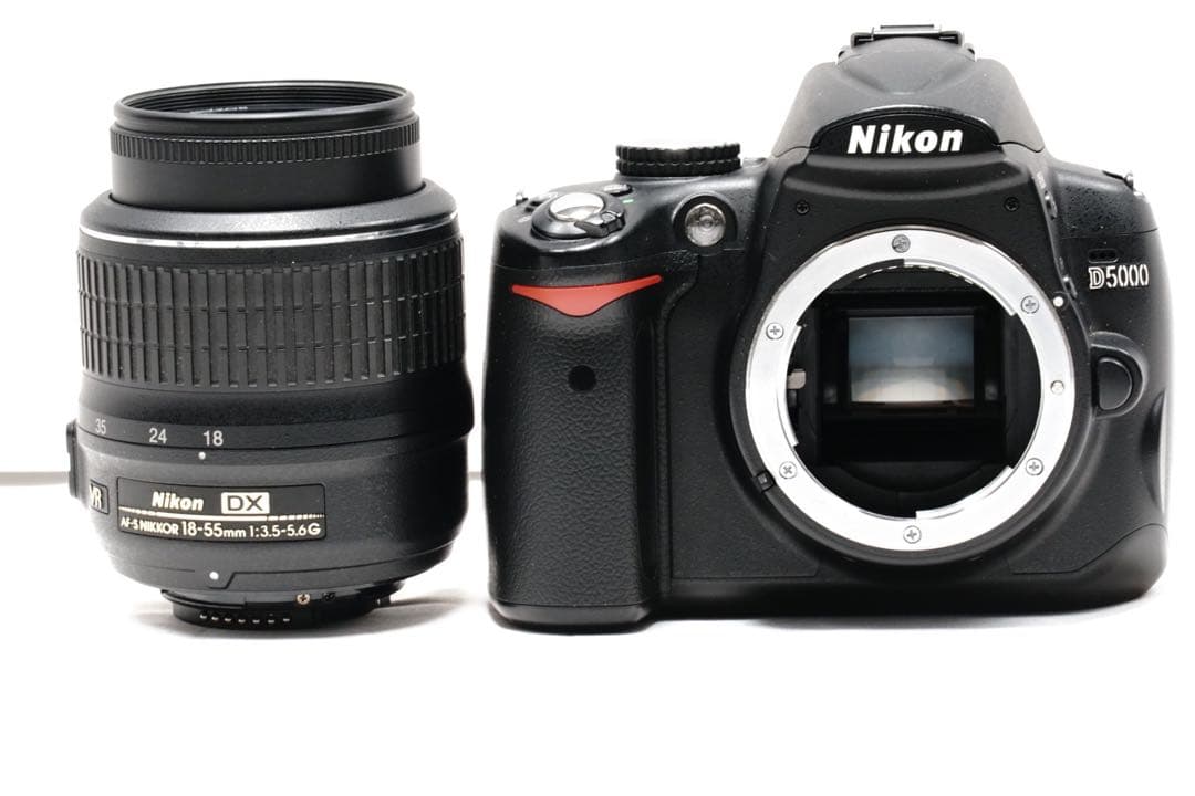 Nikon D5000♥️レンズセット 初心者おすすめ スマホ転送 一眼レフ