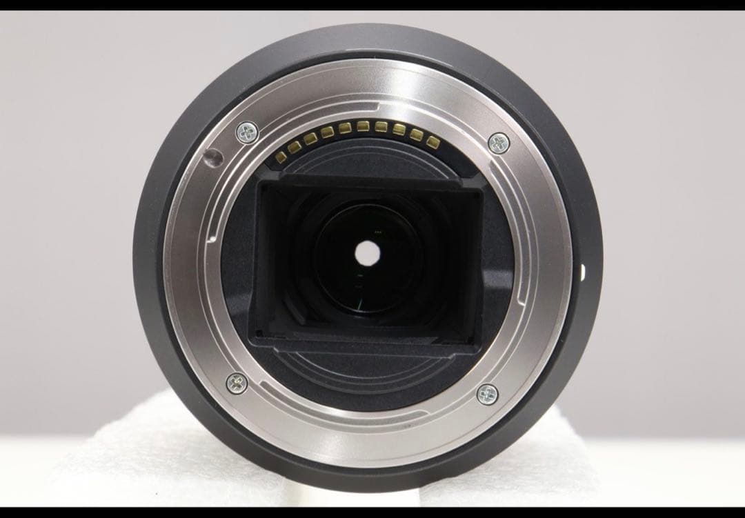 Sony FE 28-70mm F3.5-5.6 OSS ズーム　フィルター付き