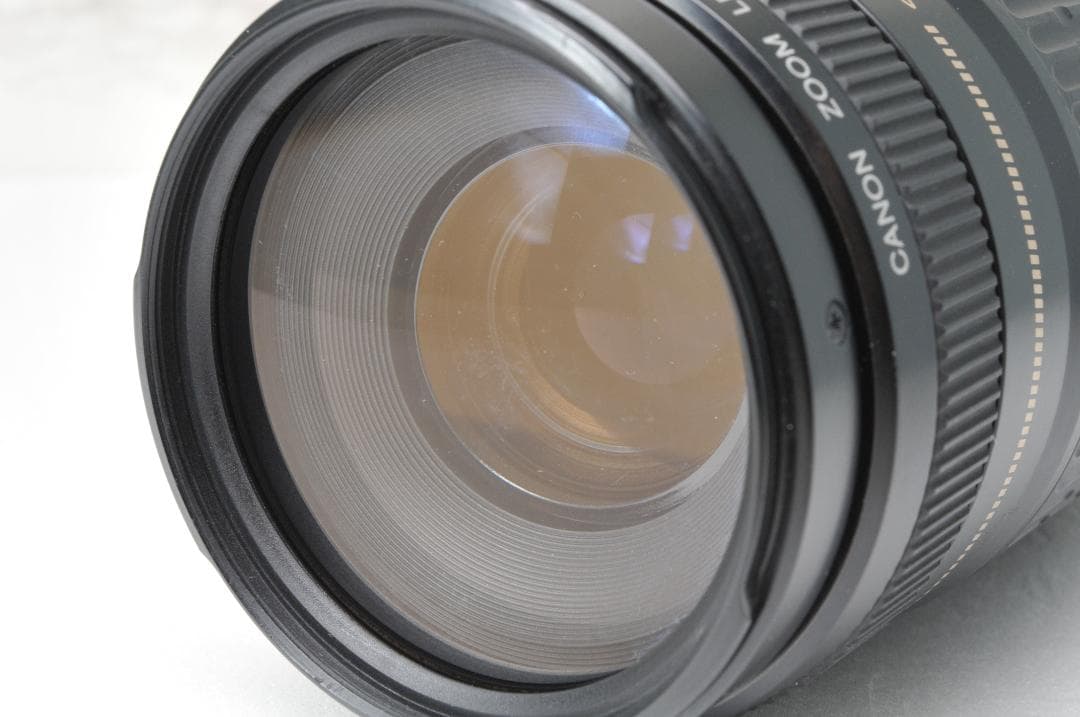 超望遠レンズ⭐️Canon EF 75-300mm F4-5.6 USM