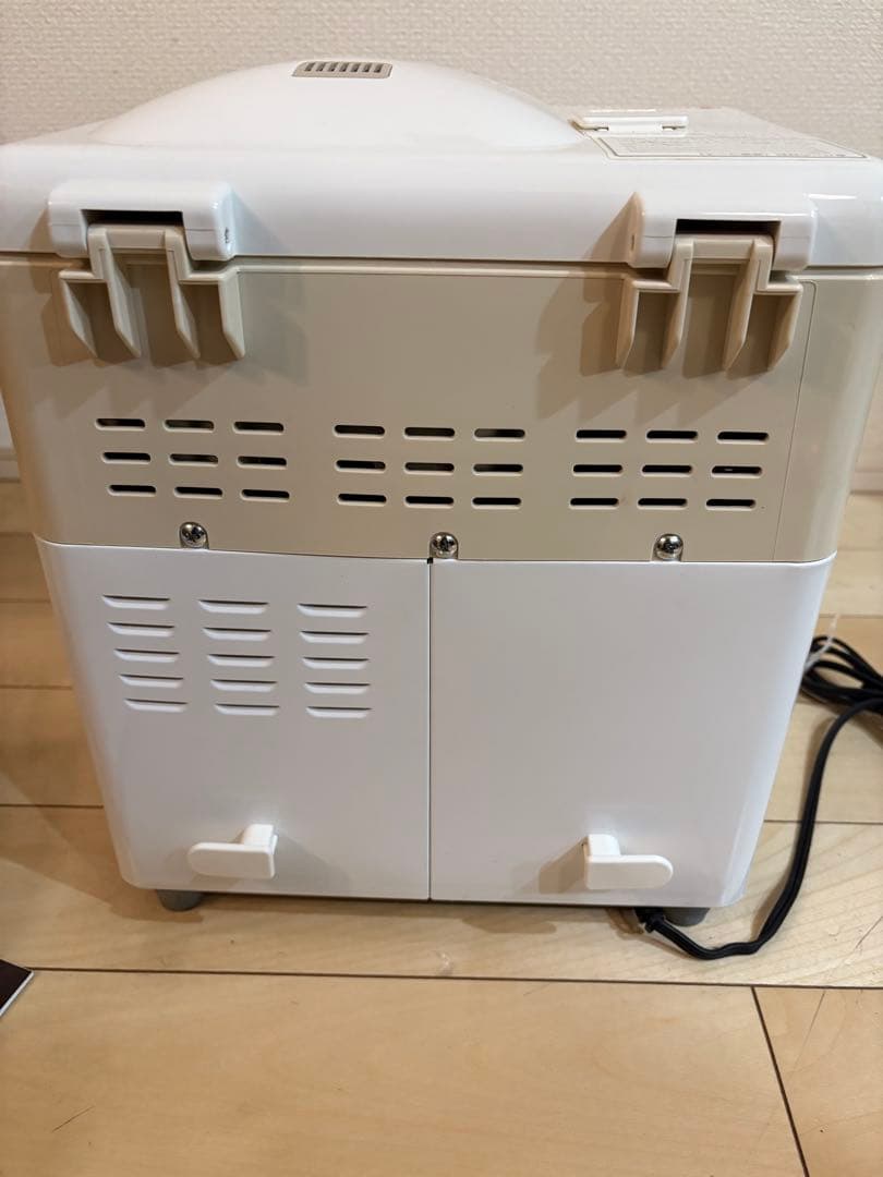 【未使用品】サンヨーホームベーカリー SPM-B1