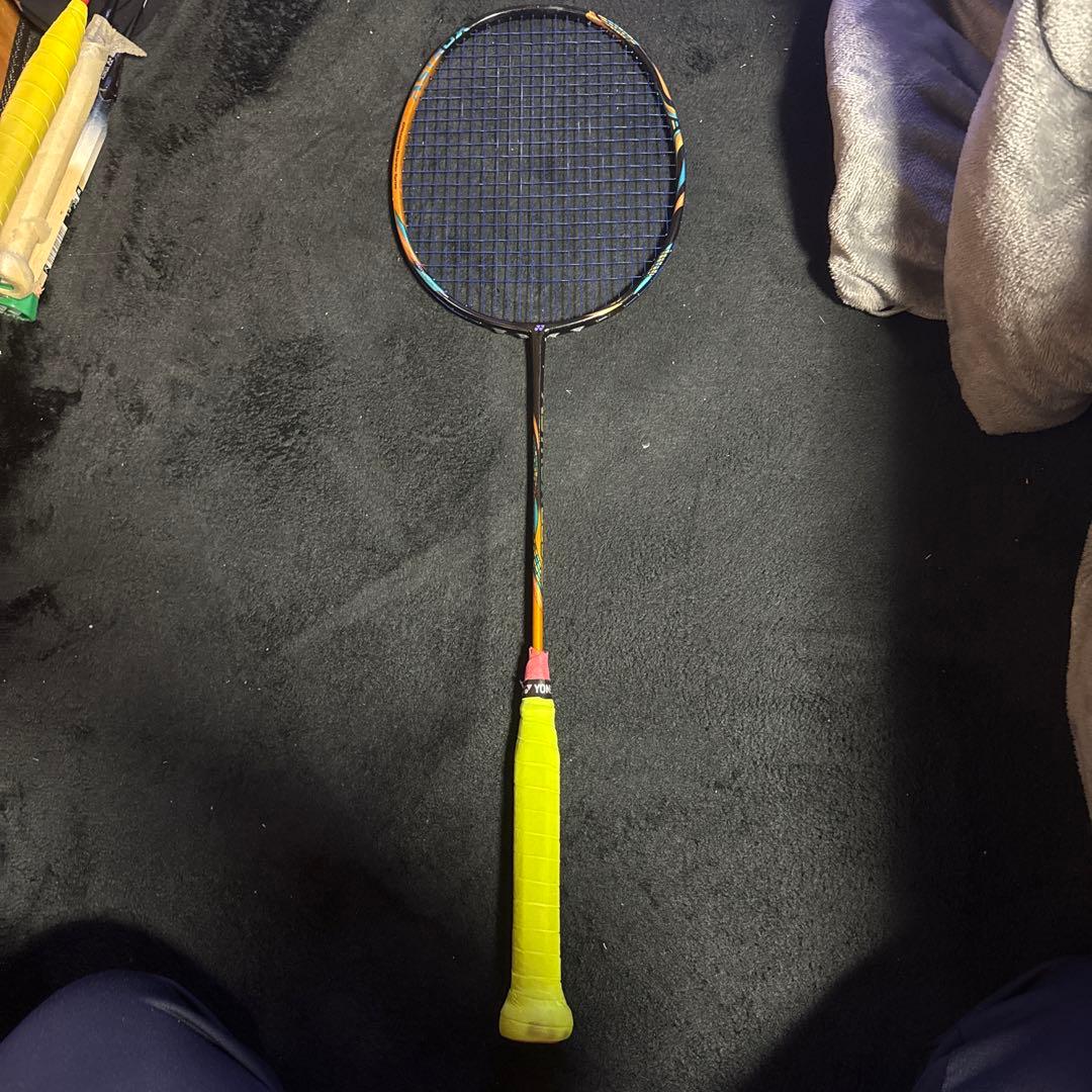 バドミントンラケット アストロックス88dプロ
