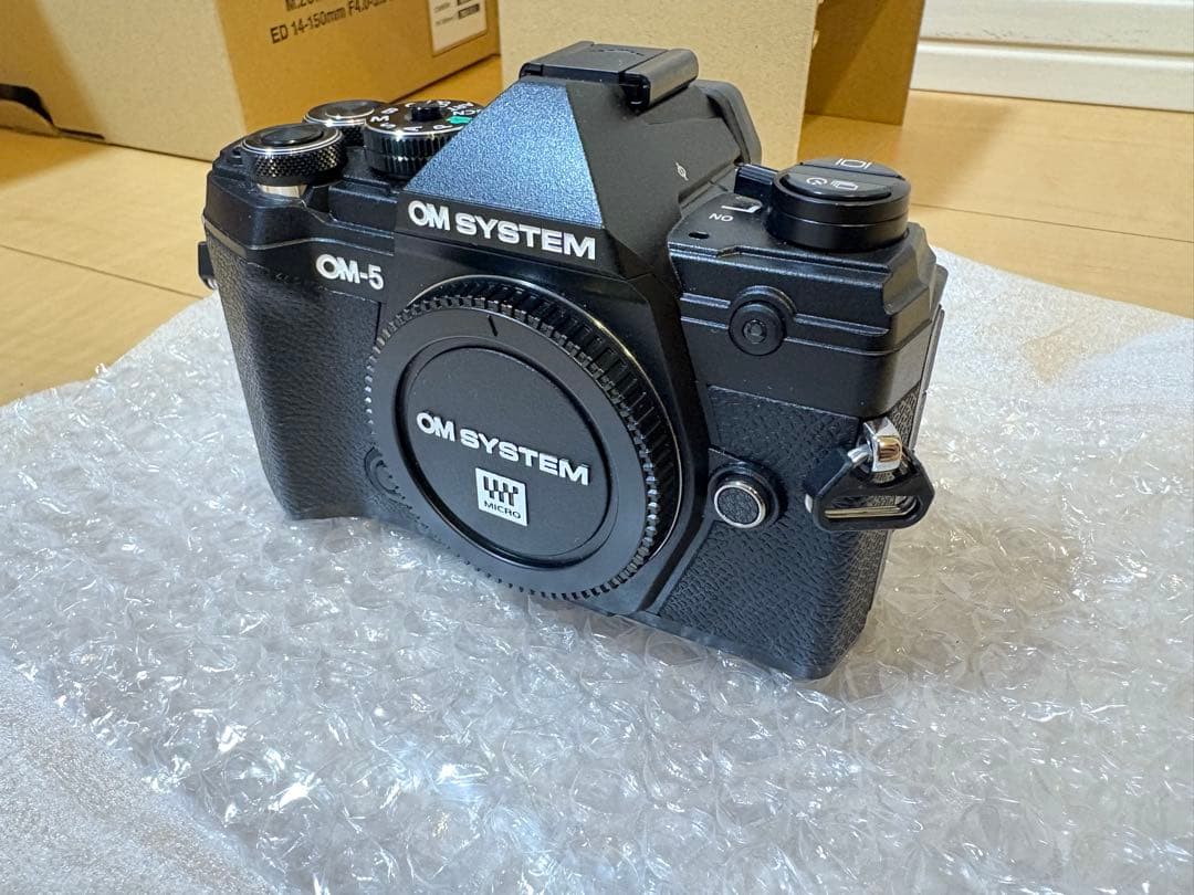 OLYMPUS OM-5 14-150ズームレンズキット