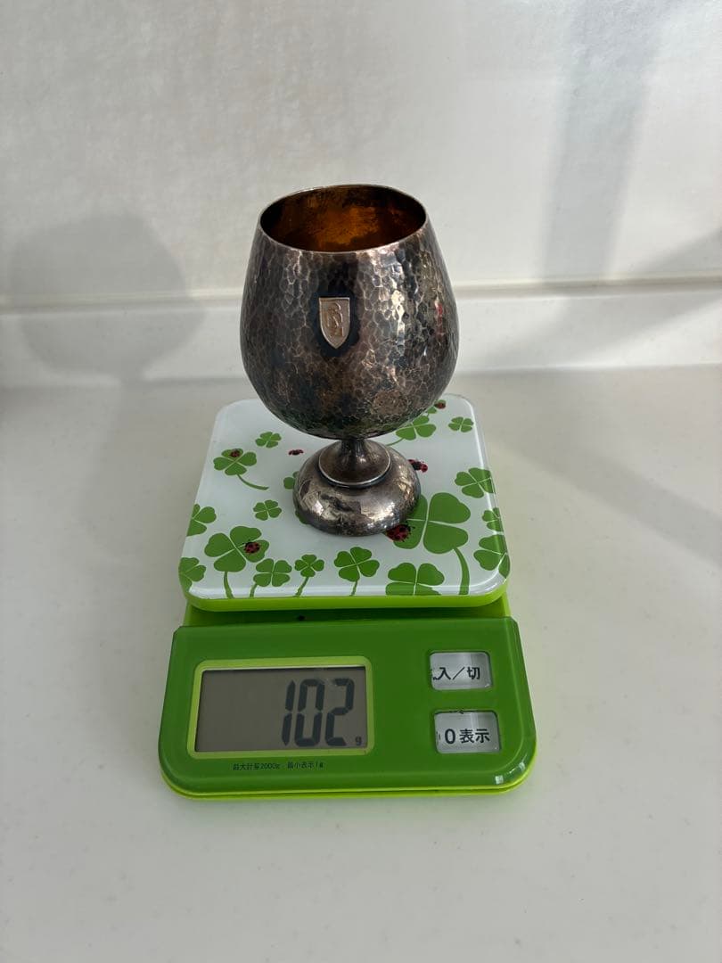 ★ 銀杯 銀製のブランデーグラス　鎚目模様　酒器★銀製刻印★102g