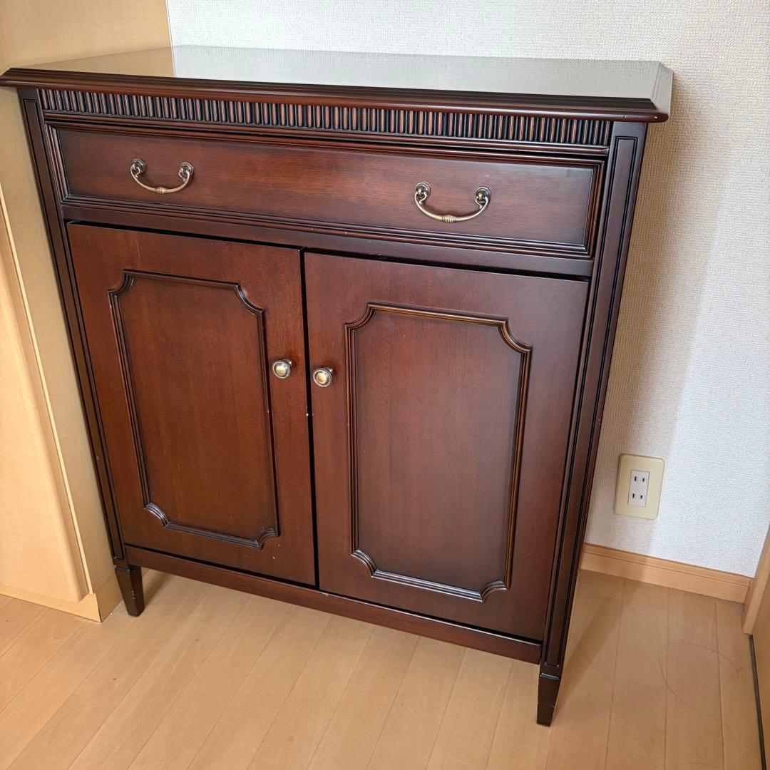 キャビネット　フルール　ケントハウス　東海家具　リビングボード　アンティーク