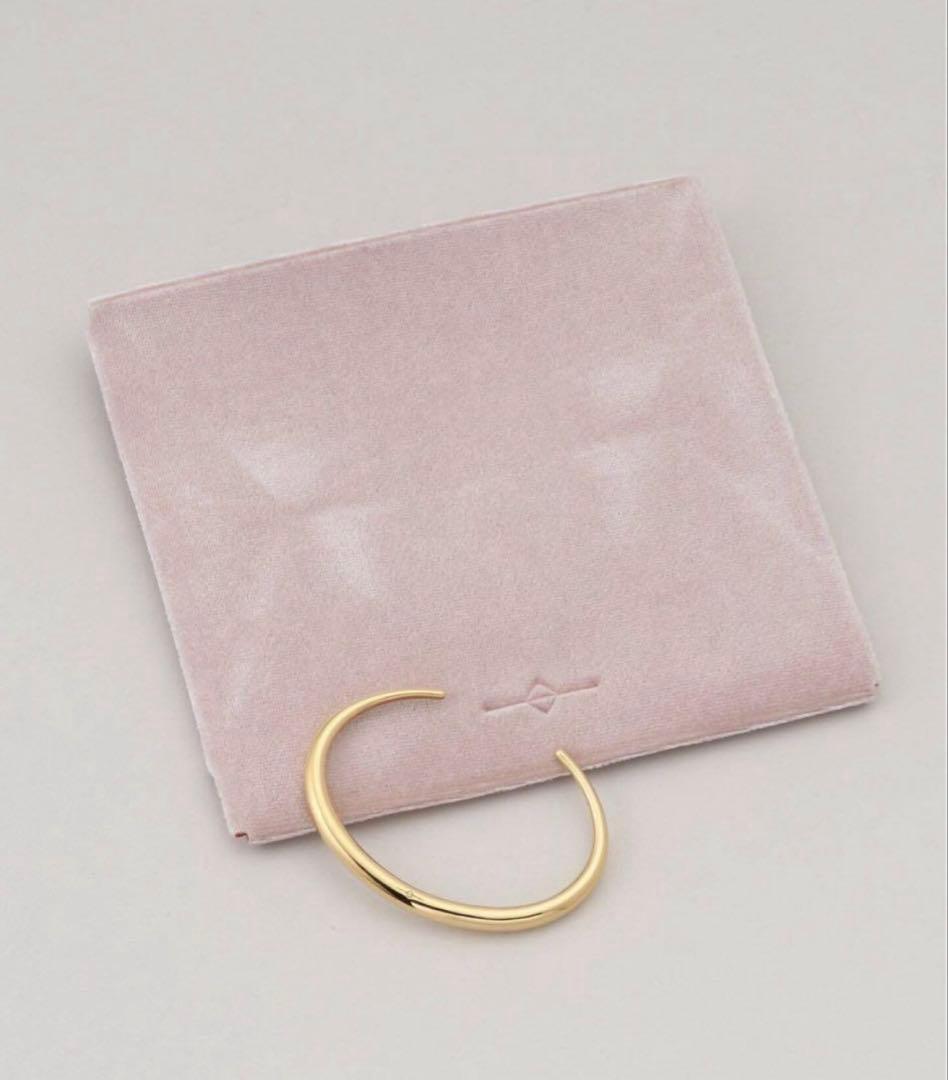 ガブリエル アルティガス　TUSK CUFF バングル