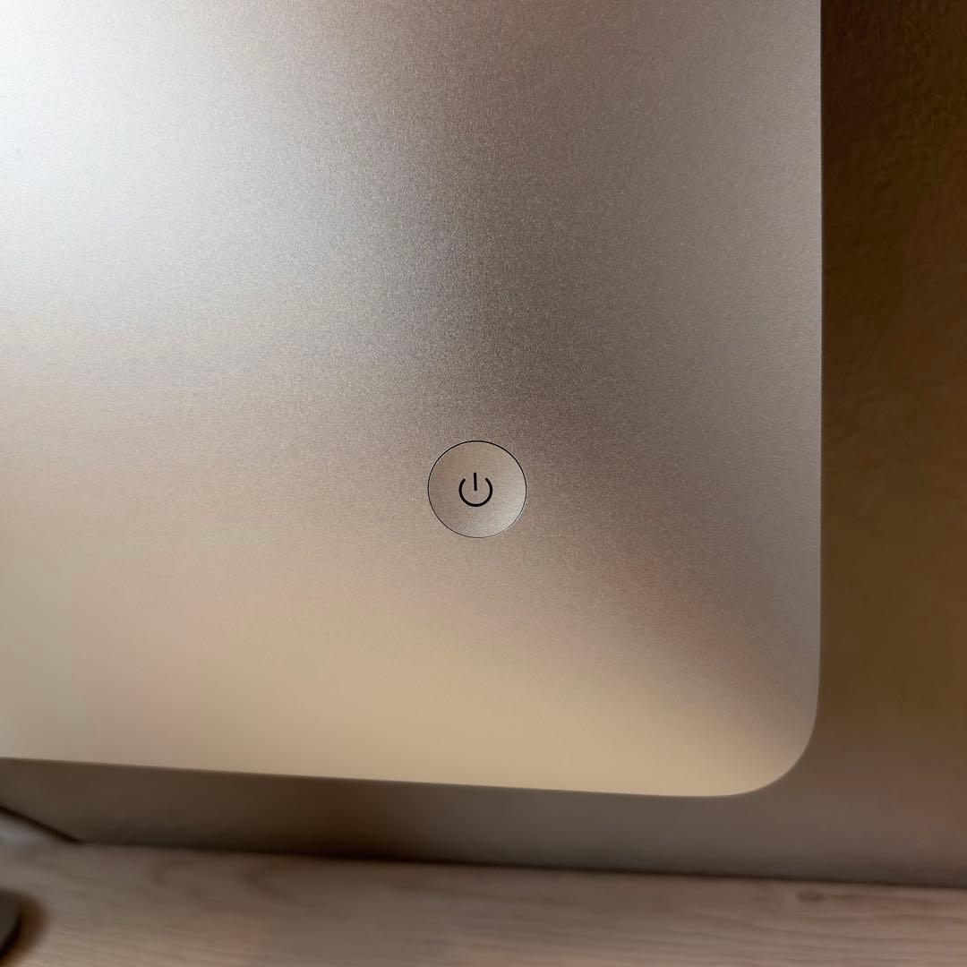 iMac 21.5インチ 2017 Core i5 / 8GB 1TB