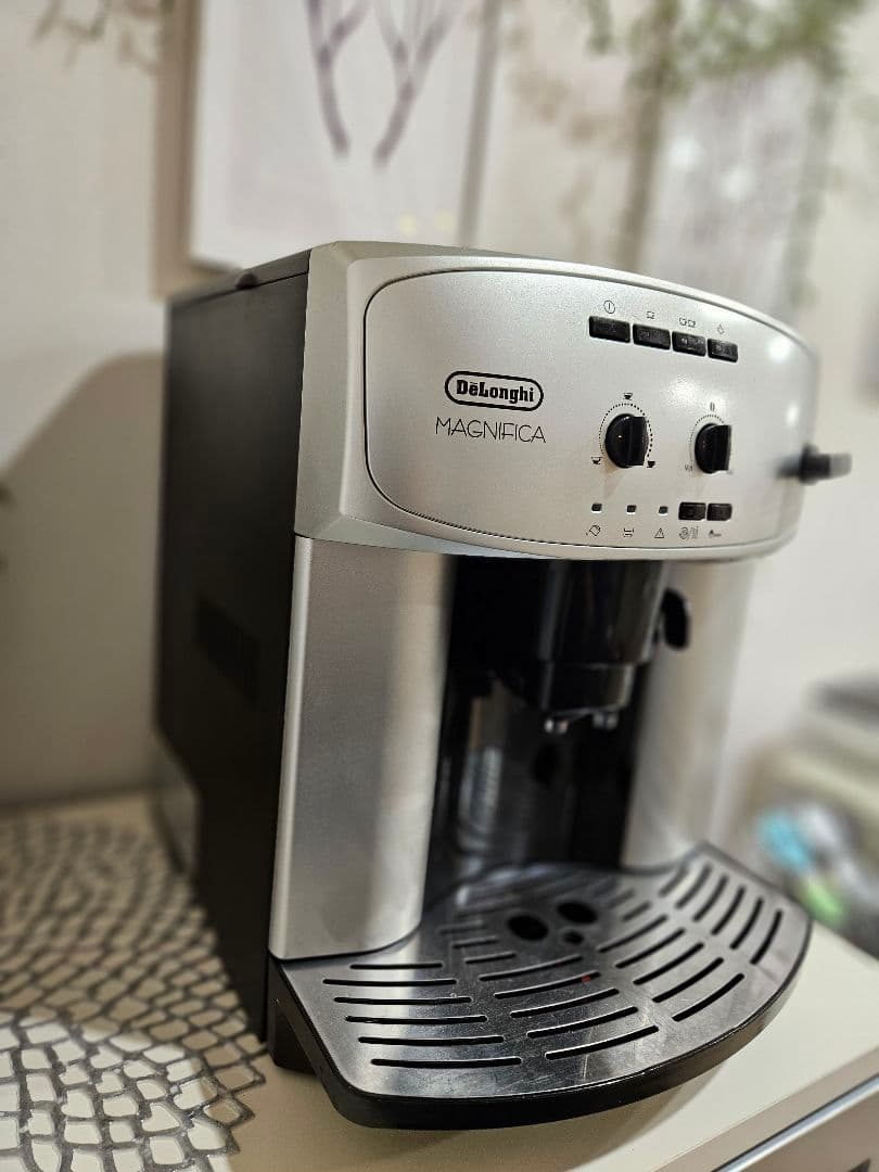 【動作確認済　Oリング新品】デロンギ　業務用　マグニフィカ　全自動　01