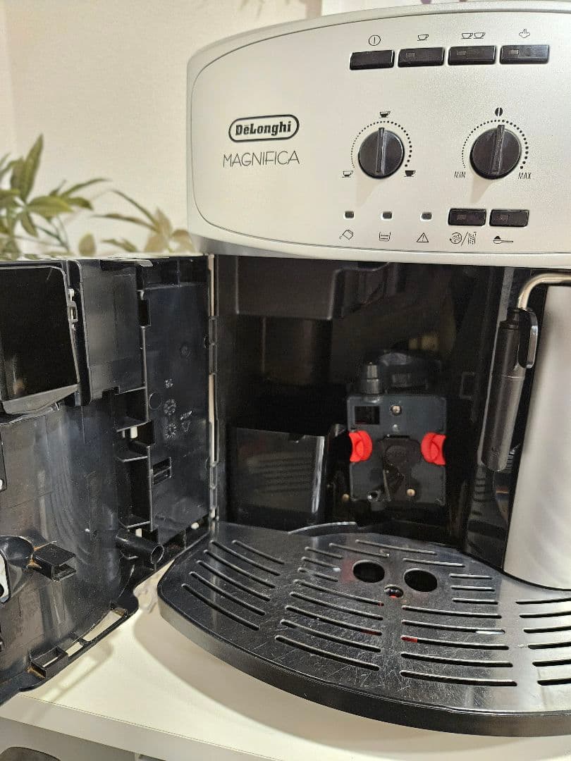 【動作確認済　Oリング新品】デロンギ　業務用　マグニフィカ　全自動　01