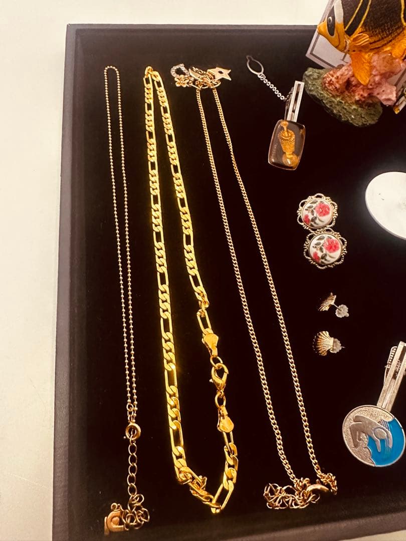 カ*ソ様 様 遺品整理アクセサリーおまとめセット.