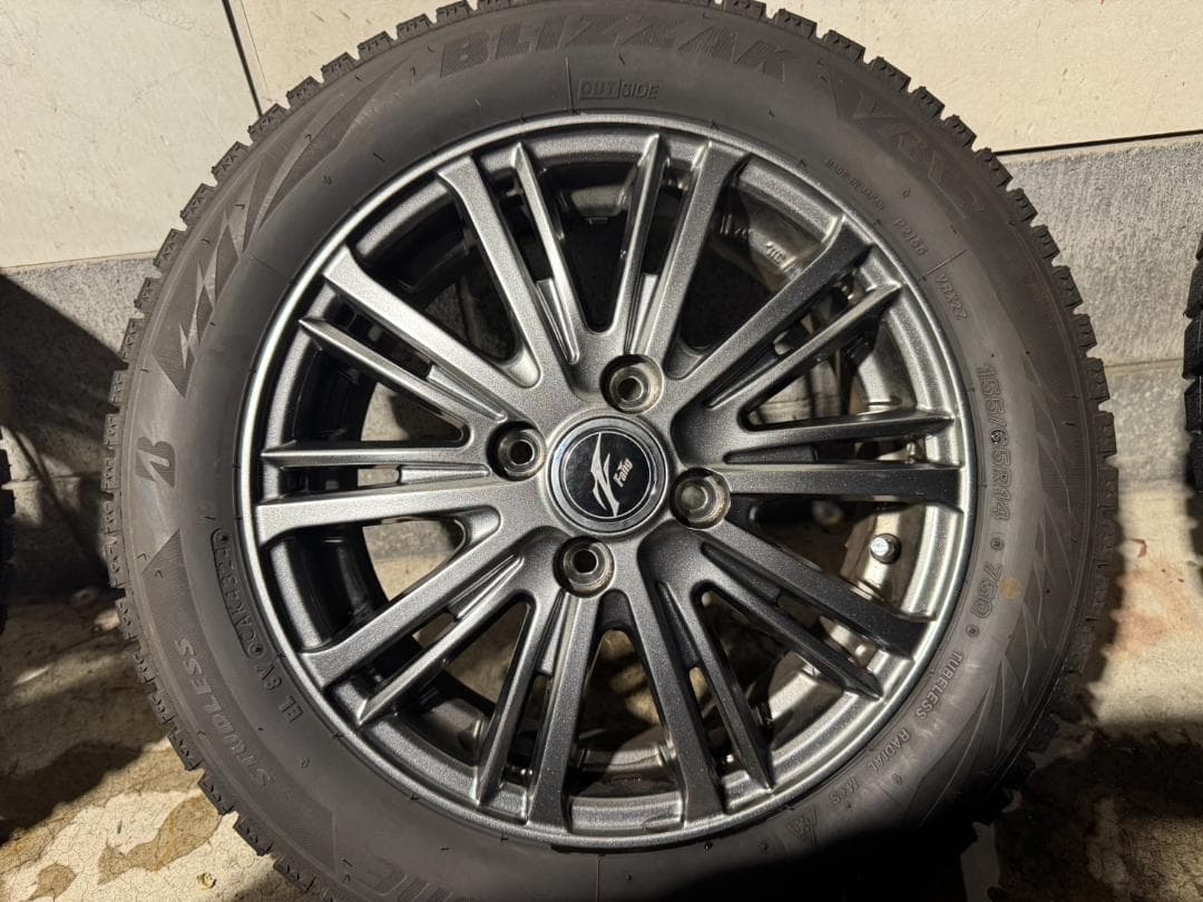 【2024年製】ブリジストン　VRX２　超バリ山　155/65R14