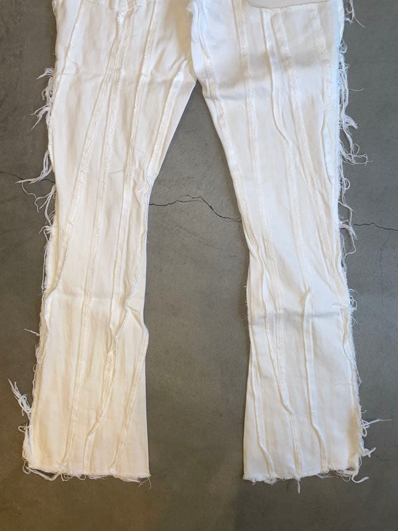 ‼️新作‼️VALABASAS バラバサス ホワイト フレアデニム 28 新品未使用