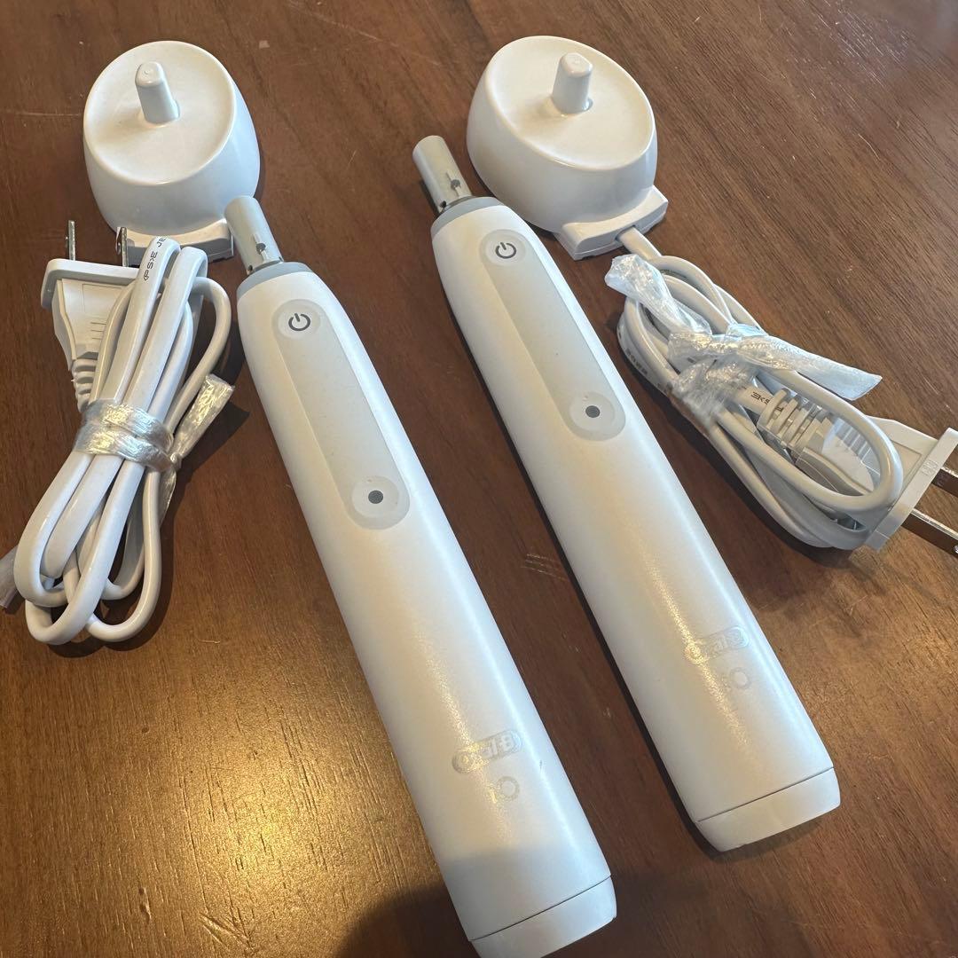 【値下げ】Broun電動歯ブラシ Oral-B iO3S 2個セット