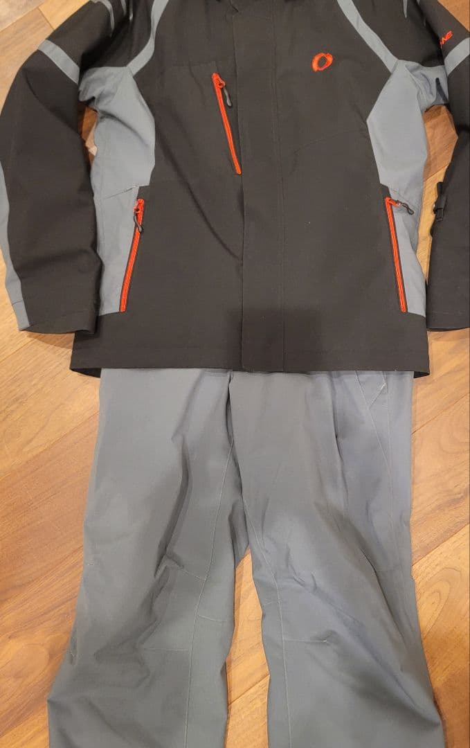 【美品】オンヨネ 上下セット Mサイズ