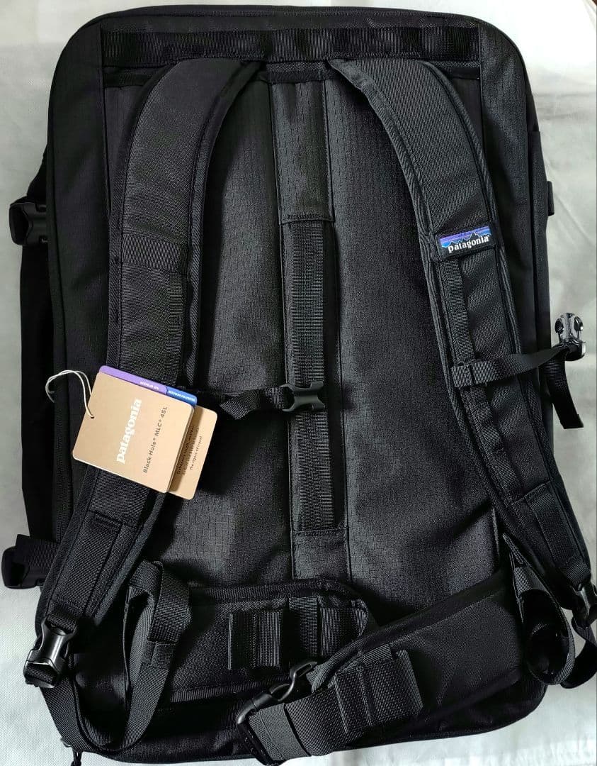 新品 未使用パタゴニア patagonia ブラックホールMLC 45L