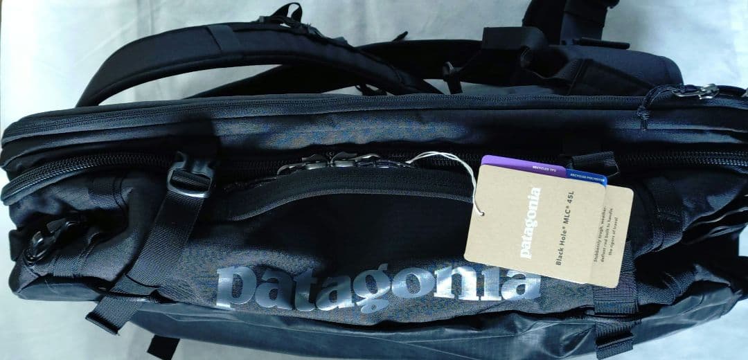 新品 未使用パタゴニア patagonia ブラックホールMLC 45L