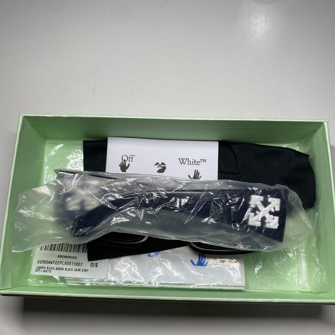 off-white サングラス　ブラック