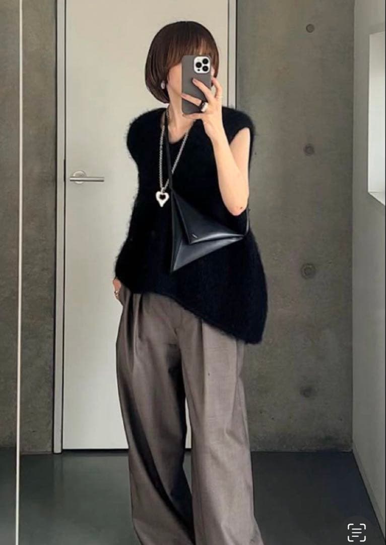 希少　BLAMINK ニットベスト　38 drawer lohen ジプソフィア