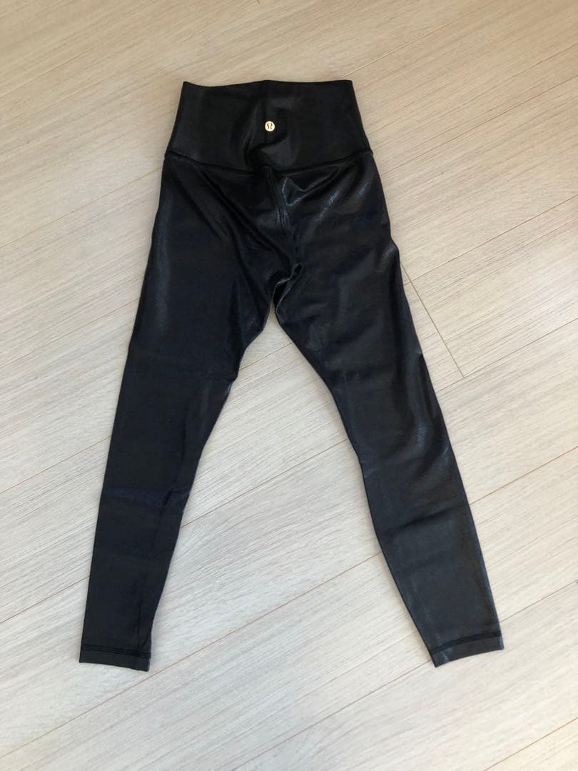【未使用】ルルレモン　レギンス　黒　S／P